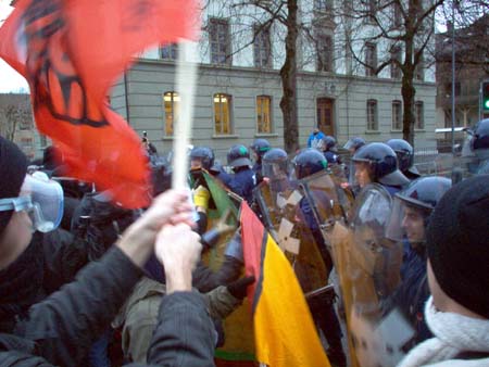 anti WEF18.01.2004 08.jpg
