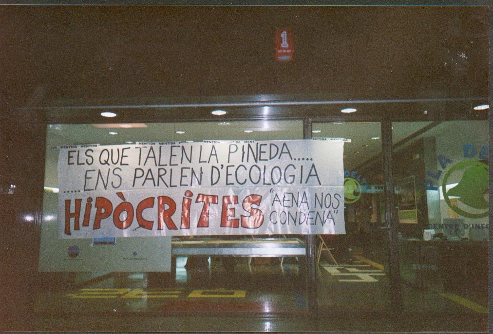 Aena (4-12-03).JPG