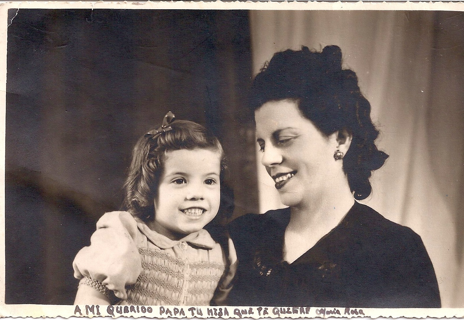 Teresa & Maria Rosa 1945 anverso.jpeg