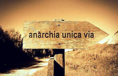 anarchia.jpg